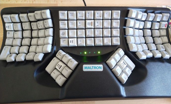Maltron Keyboard (Dual Hand 3D L89) (Black, No Trackball, Maltron Keys)