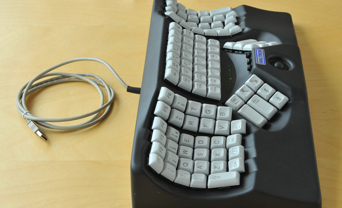 Maltron Keyboard (Dual Hand 3D L90) (Black, With Trackball, Maltron Keys)